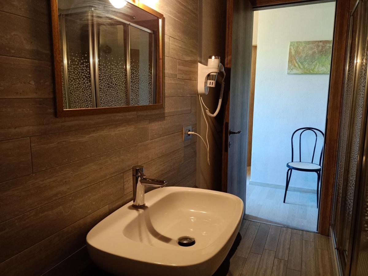 Vite diPinte 1 bilocale in langa Apartment Novello Exterior foto