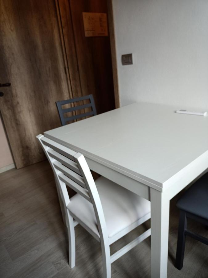Vite diPinte 1 bilocale in langa Apartment Novello Exterior foto